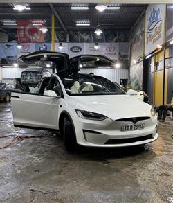 تسلا Model X